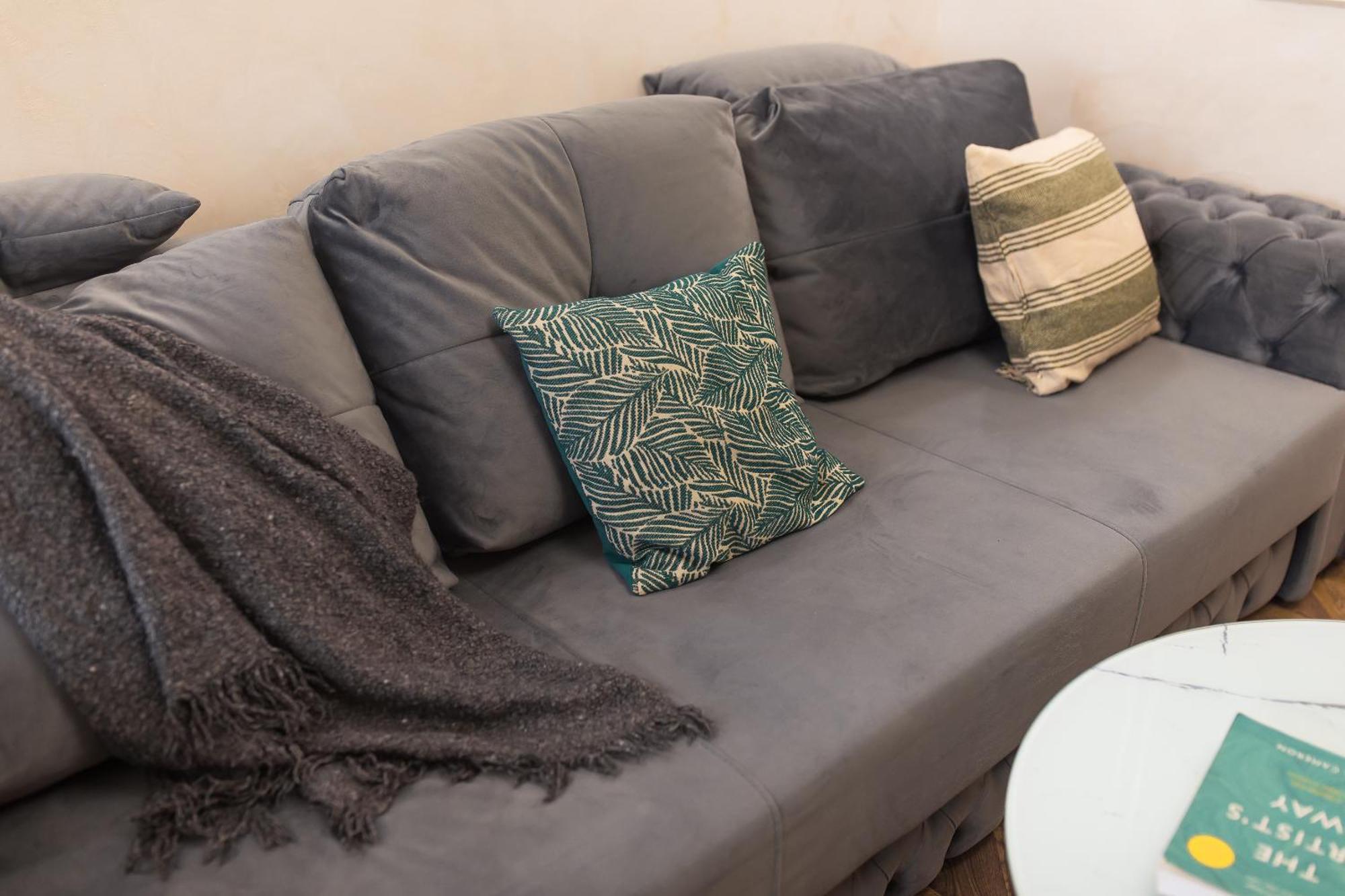 Royalty Apt With City Views On Calea Victoriei Bucharest Luaran gambar